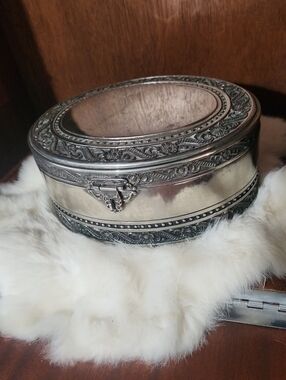 Ornate Oval Silver Jewelry Box